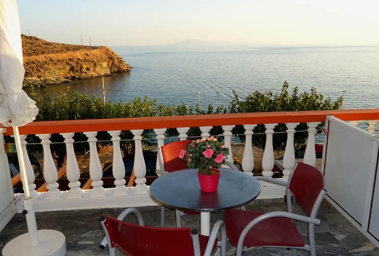 Villa Bonatsa Andros Home Mpatsi Esterno foto