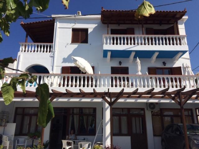 Villa Bonatsa Andros Home Mpatsi Esterno foto